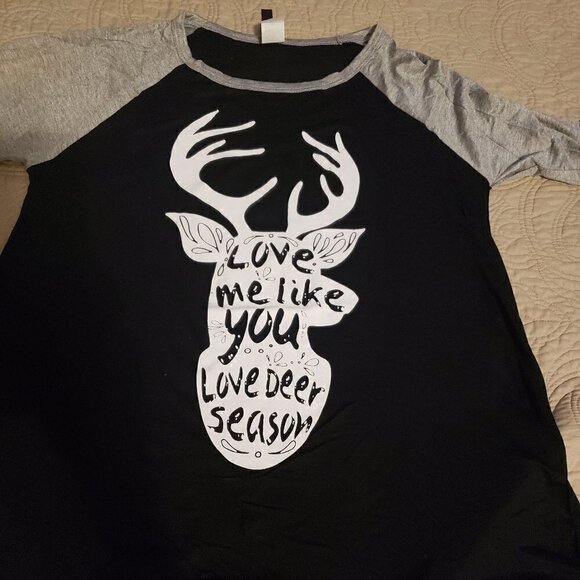 LOVELY Souls Deer Season Baseball t-shirt - Picture 1 of 7